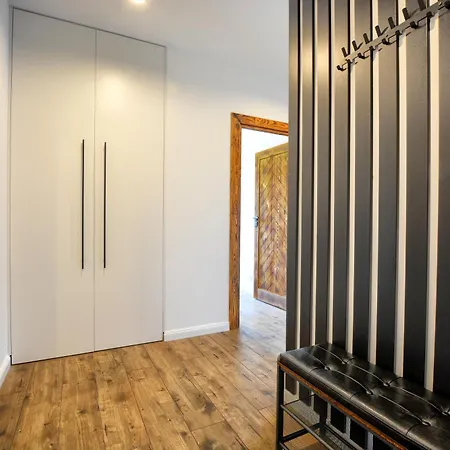 9 Apartament Ustrzyki Dolne Esterno foto