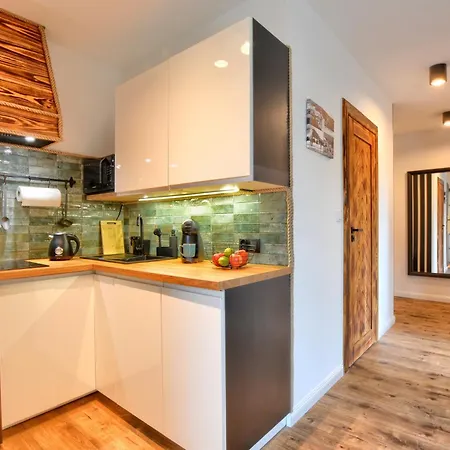 9 Apartament Ustrzyki Dolne Esterno foto
