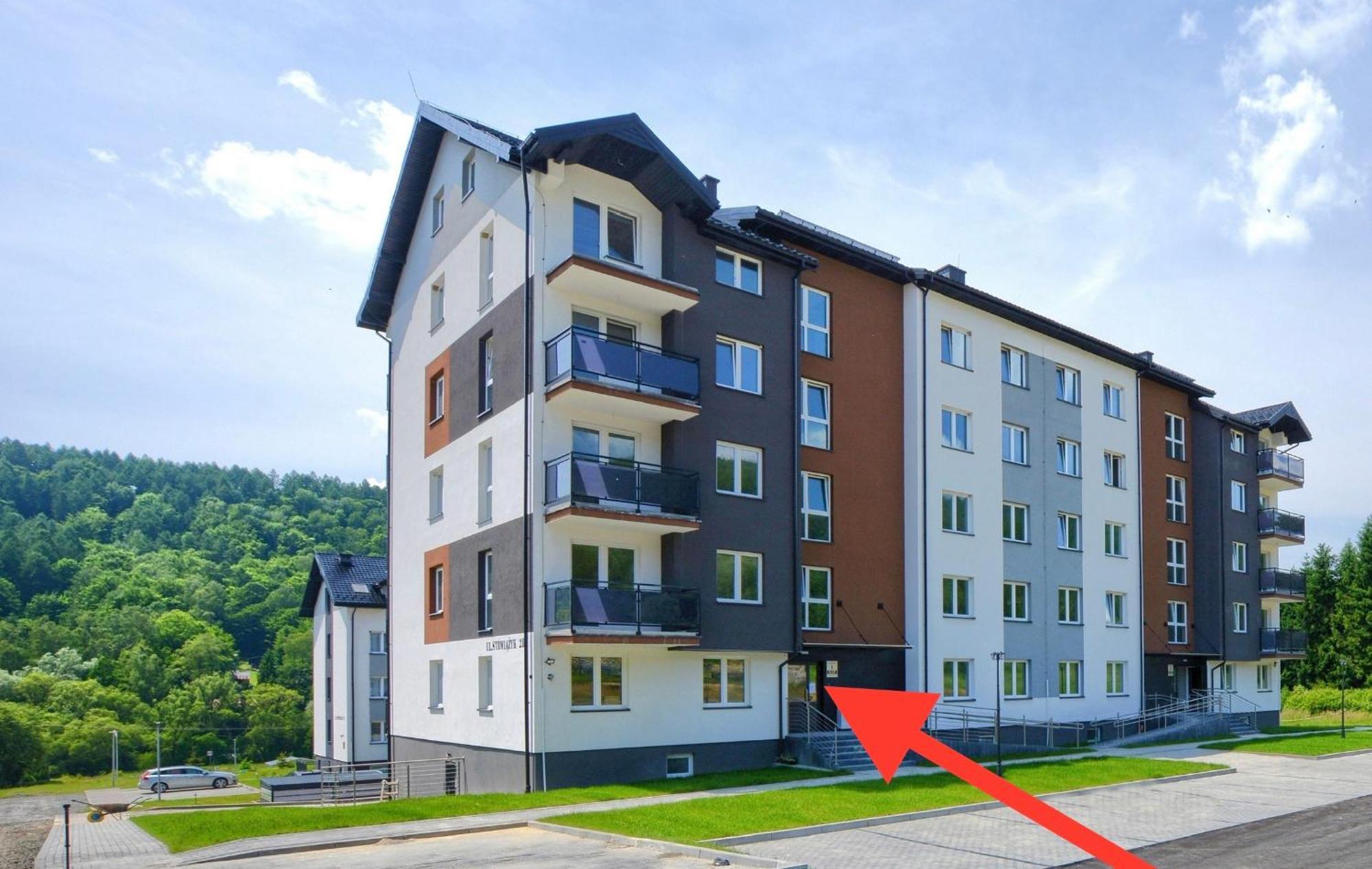 9 * Ustrzyki Dolne
